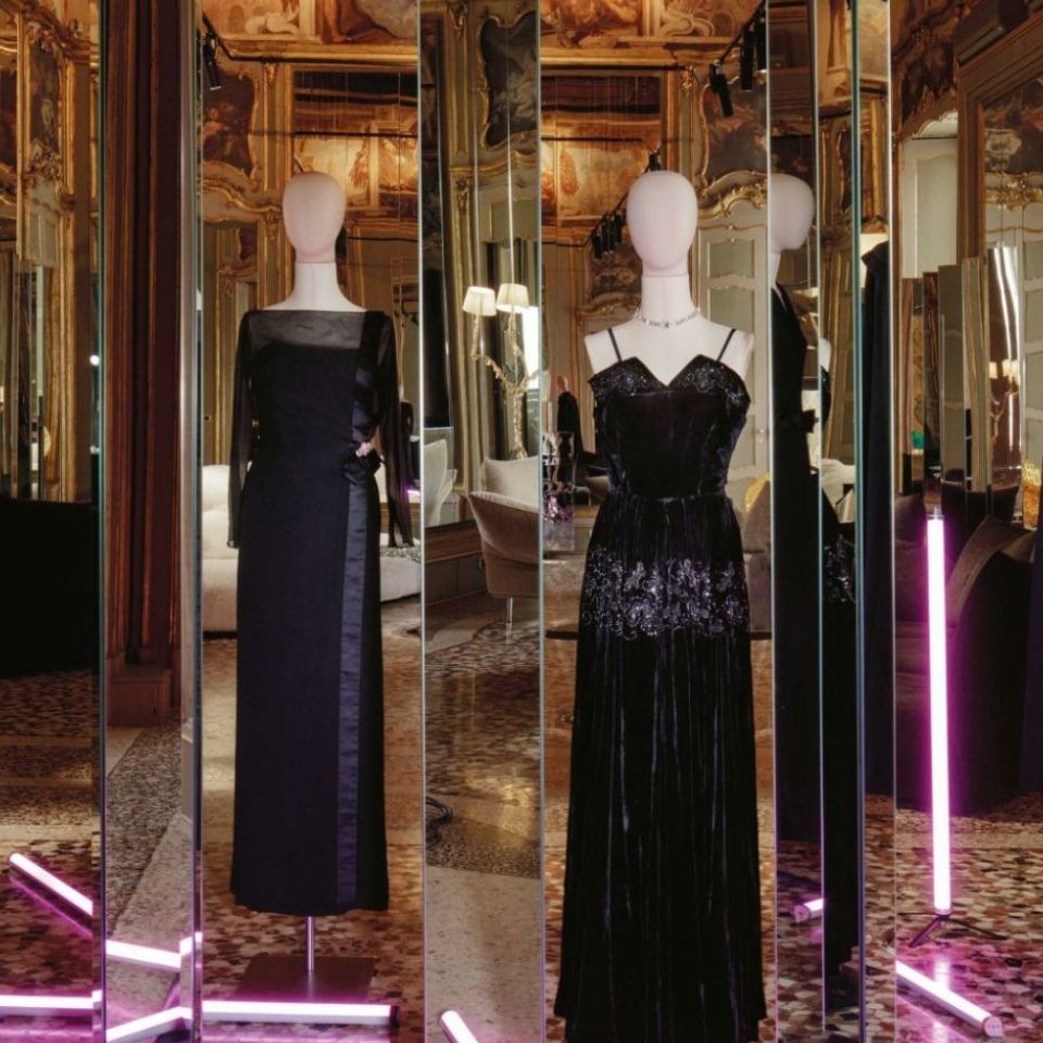 Gli abiti &ldquo;in nero&rdquo;. Una selezione di capi indossati dalla Diva, firmati Biki Milano. 