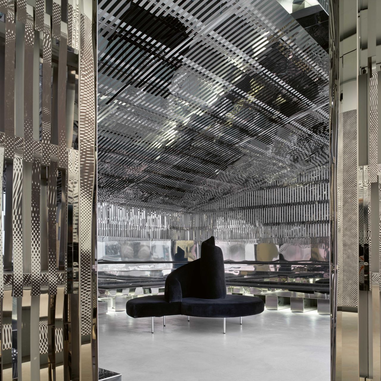   Tatlin  nella Sala Arena in occasione della mostra &ldquo;JR. D&eacute;plac&eacute;&middot;e&middot;s&rdquo;. 