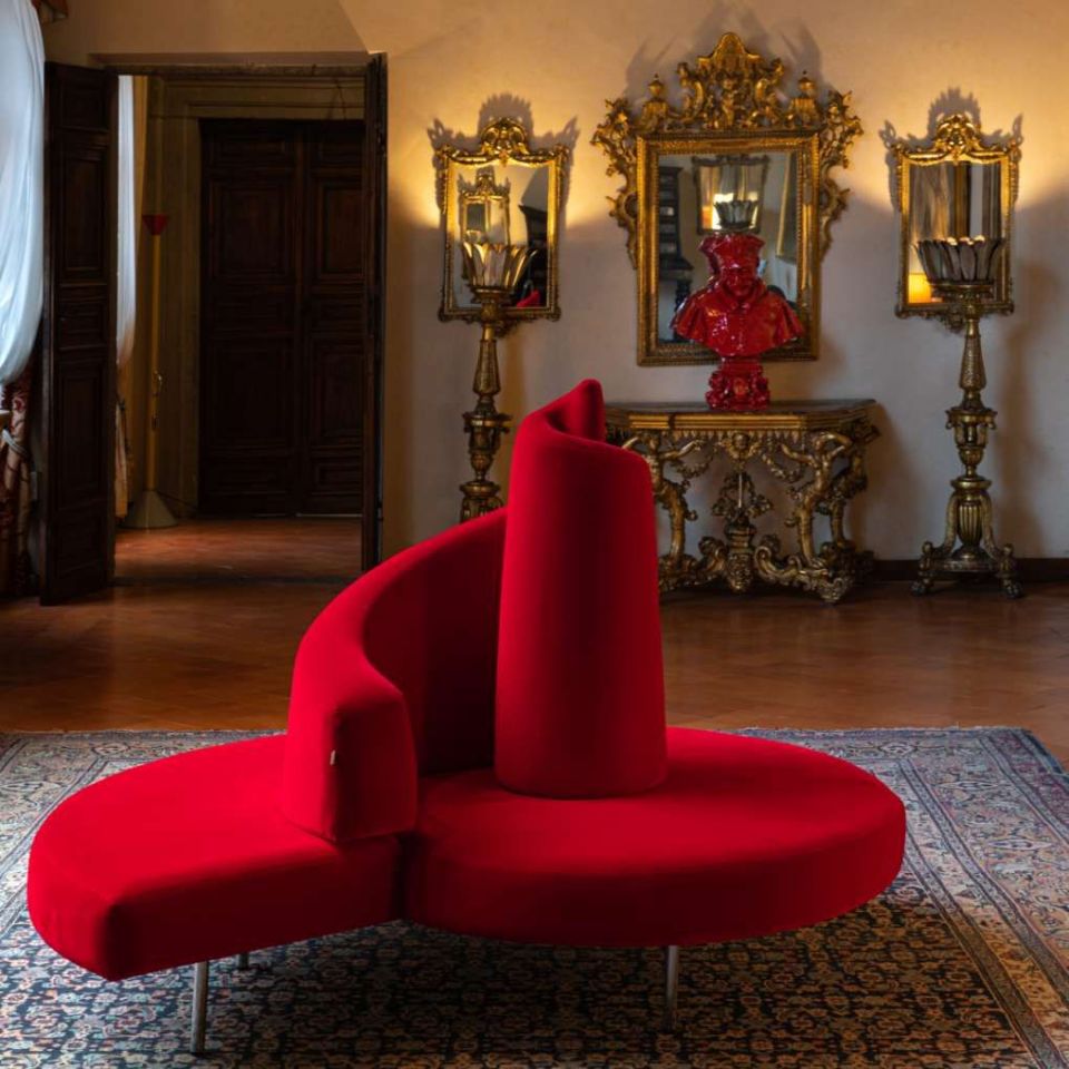   Tatlin &nbsp;fotografato nella loggia di Palazzo Borromeo che d&agrave; su via Flaminia. 