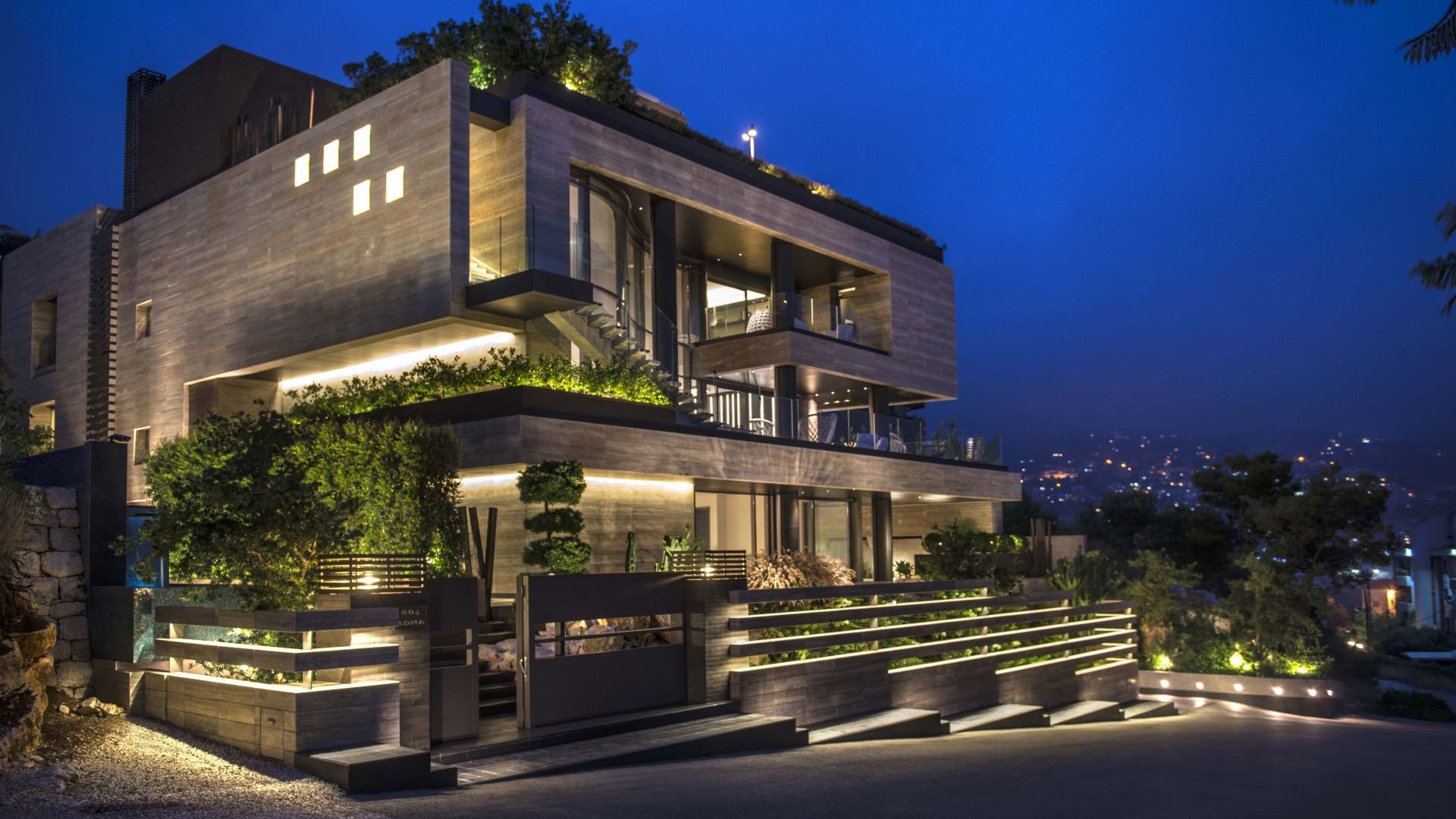 Villa in Lebanon - image 1