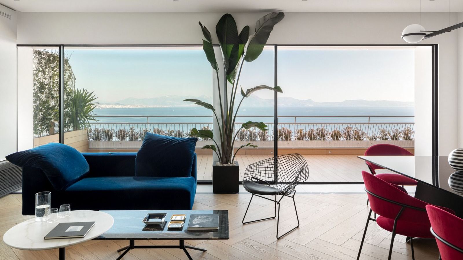 Penthouse in Naples - image 1