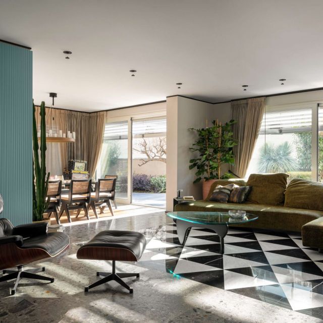 Manifesto House
